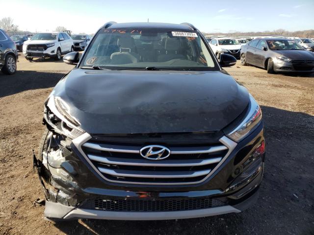 Photo 4 VIN: KM8J3CA28HU575279 - HYUNDAI TUCSON LIM 