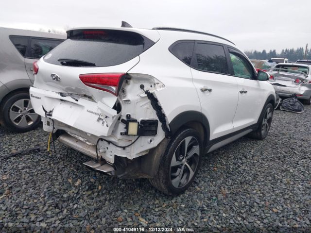 Photo 3 VIN: KM8J3CA28HU584466 - HYUNDAI TUCSON 