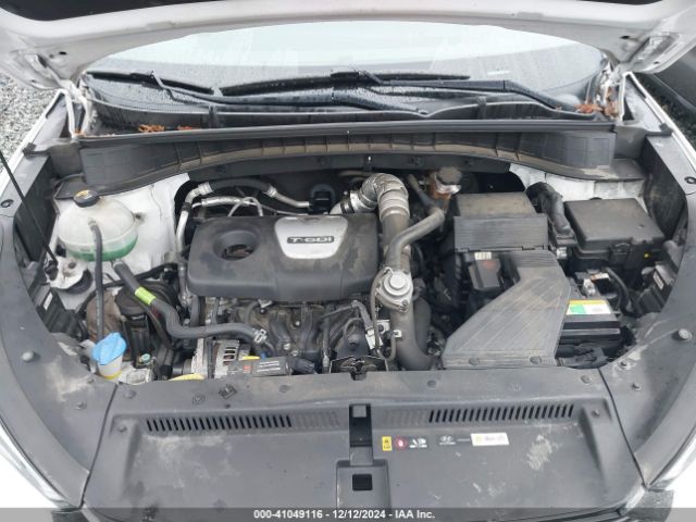 Photo 9 VIN: KM8J3CA28HU584466 - HYUNDAI TUCSON 