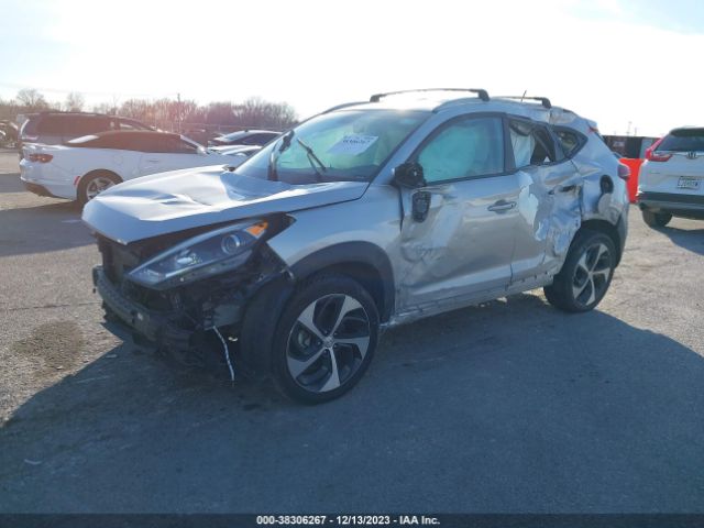 Photo 1 VIN: KM8J3CA28HU592468 - HYUNDAI TUCSON 