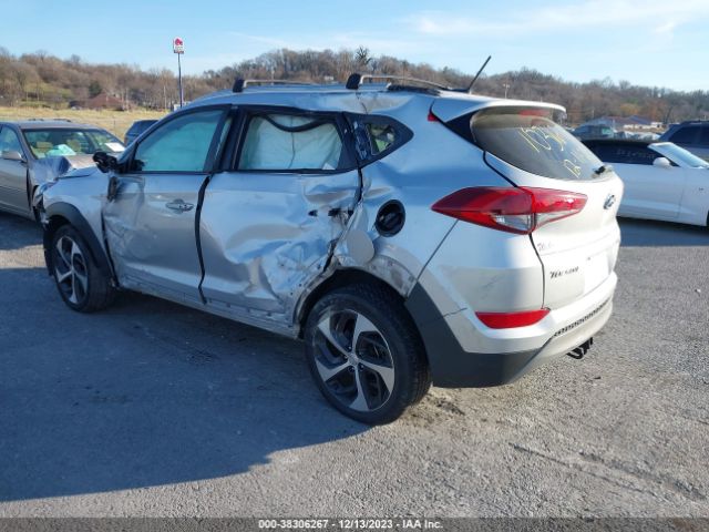 Photo 2 VIN: KM8J3CA28HU592468 - HYUNDAI TUCSON 