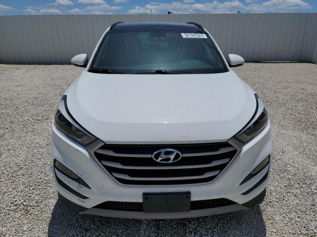 Photo 4 VIN: KM8J3CA28JU627368 - HYUNDAI TUCSON 