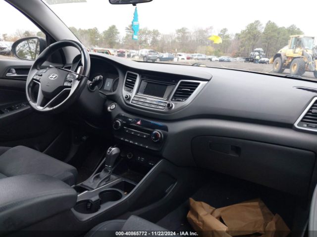 Photo 4 VIN: KM8J3CA29GU118835 - HYUNDAI TUCSON 