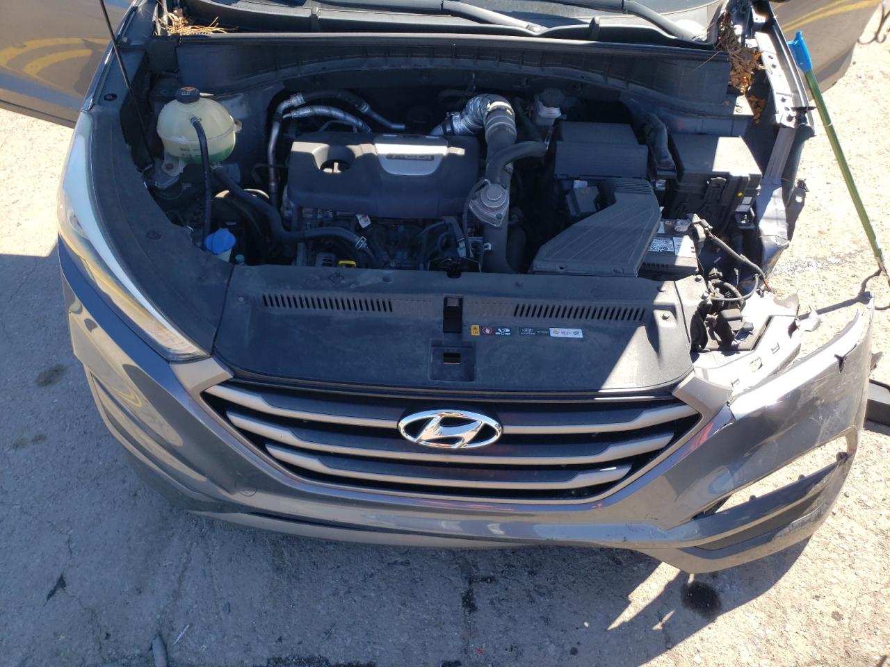 Photo 10 VIN: KM8J3CA29GU209443 - HYUNDAI TUCSON 