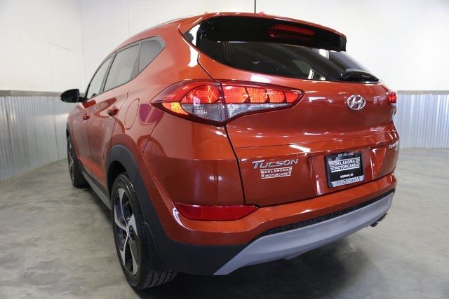 Photo 6 VIN: KM8J3CA29HU355410 - HYUNDAI TUCSON 