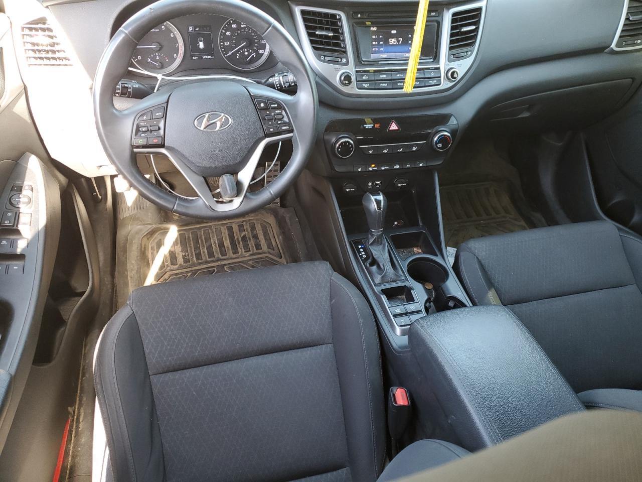 Photo 7 VIN: KM8J3CA29HU378993 - HYUNDAI TUCSON 