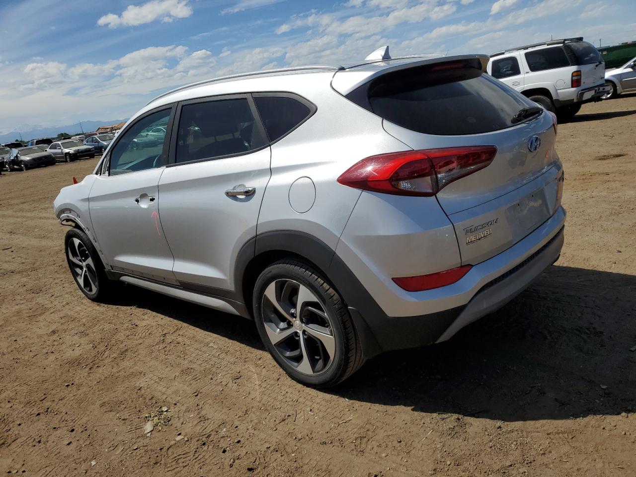 Photo 1 VIN: KM8J3CA29JU617822 - HYUNDAI TUCSON 