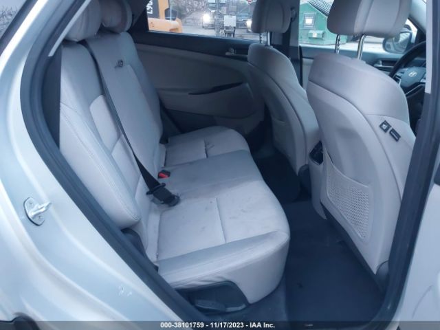 Photo 7 VIN: KM8J3CA29JU736521 - HYUNDAI TUCSON 