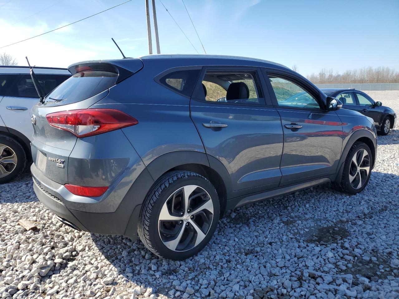 Photo 2 VIN: KM8J3CA2XGU199165 - HYUNDAI TUCSON 