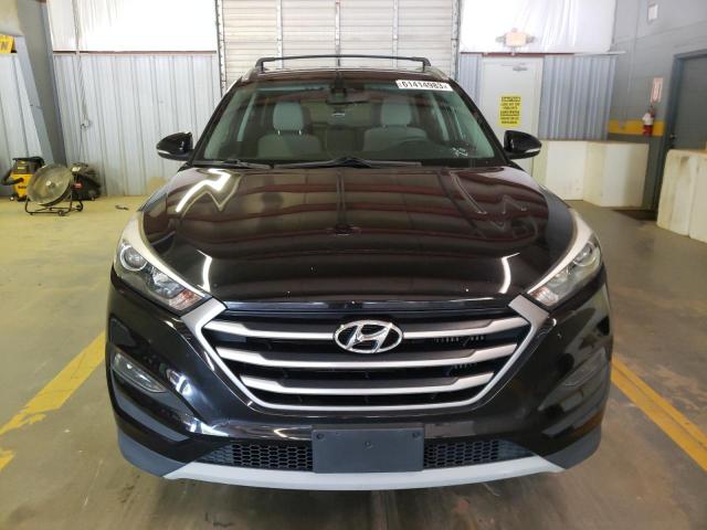 Photo 4 VIN: KM8J3CA2XHU281978 - HYUNDAI TUCSON LIM 