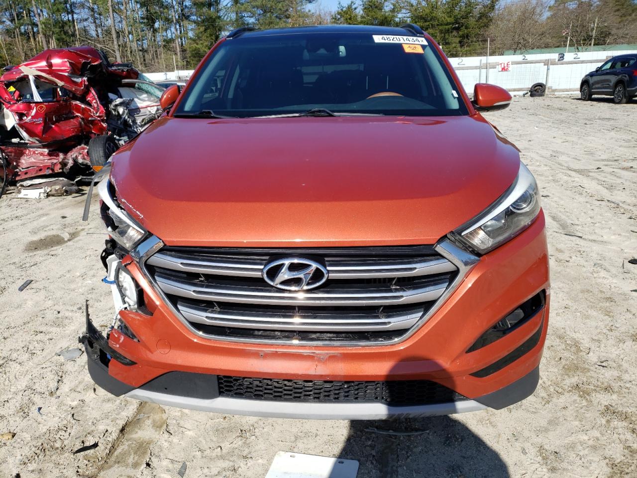 Photo 4 VIN: KM8J3CA2XHU389131 - HYUNDAI TUCSON 