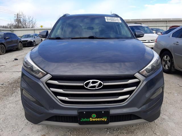 Photo 4 VIN: KM8J3CA2XJU630112 - HYUNDAI TUCSON 