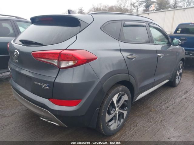 Photo 3 VIN: KM8J3CA2XJU647184 - HYUNDAI TUCSON 