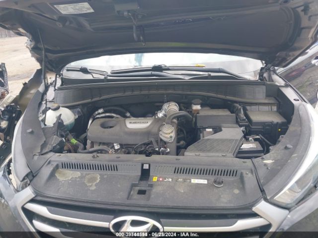 Photo 9 VIN: KM8J3CA2XJU707299 - HYUNDAI TUCSON 