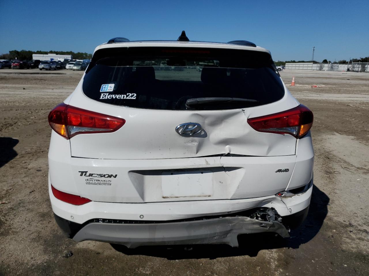 Photo 5 VIN: KM8J3CA2XJU754980 - HYUNDAI TUCSON 