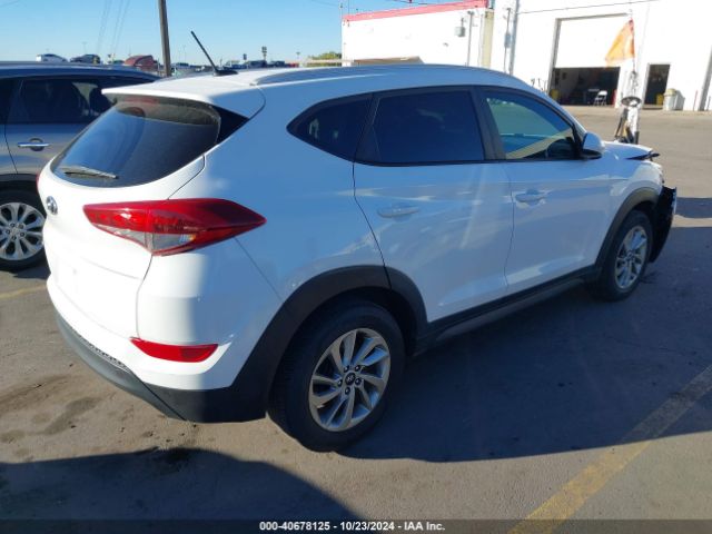 Photo 3 VIN: KM8J3CA40GU074998 - HYUNDAI TUCSON 