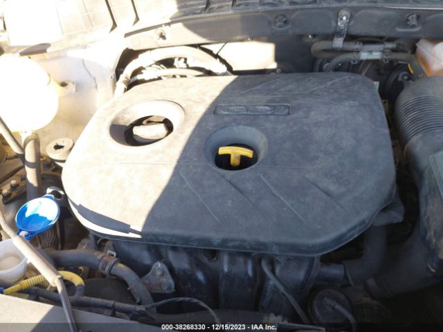 Photo 9 VIN: KM8J3CA40GU245765 - HYUNDAI TUCSON 