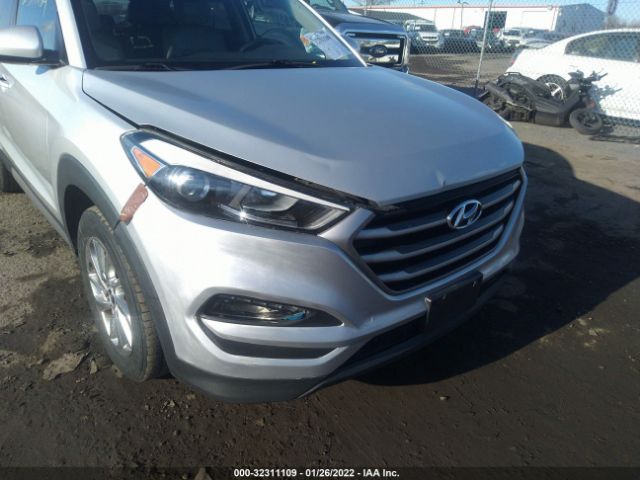 Photo 5 VIN: KM8J3CA40HU292022 - HYUNDAI TUCSON 