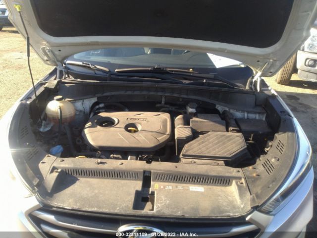 Photo 9 VIN: KM8J3CA40HU292022 - HYUNDAI TUCSON 