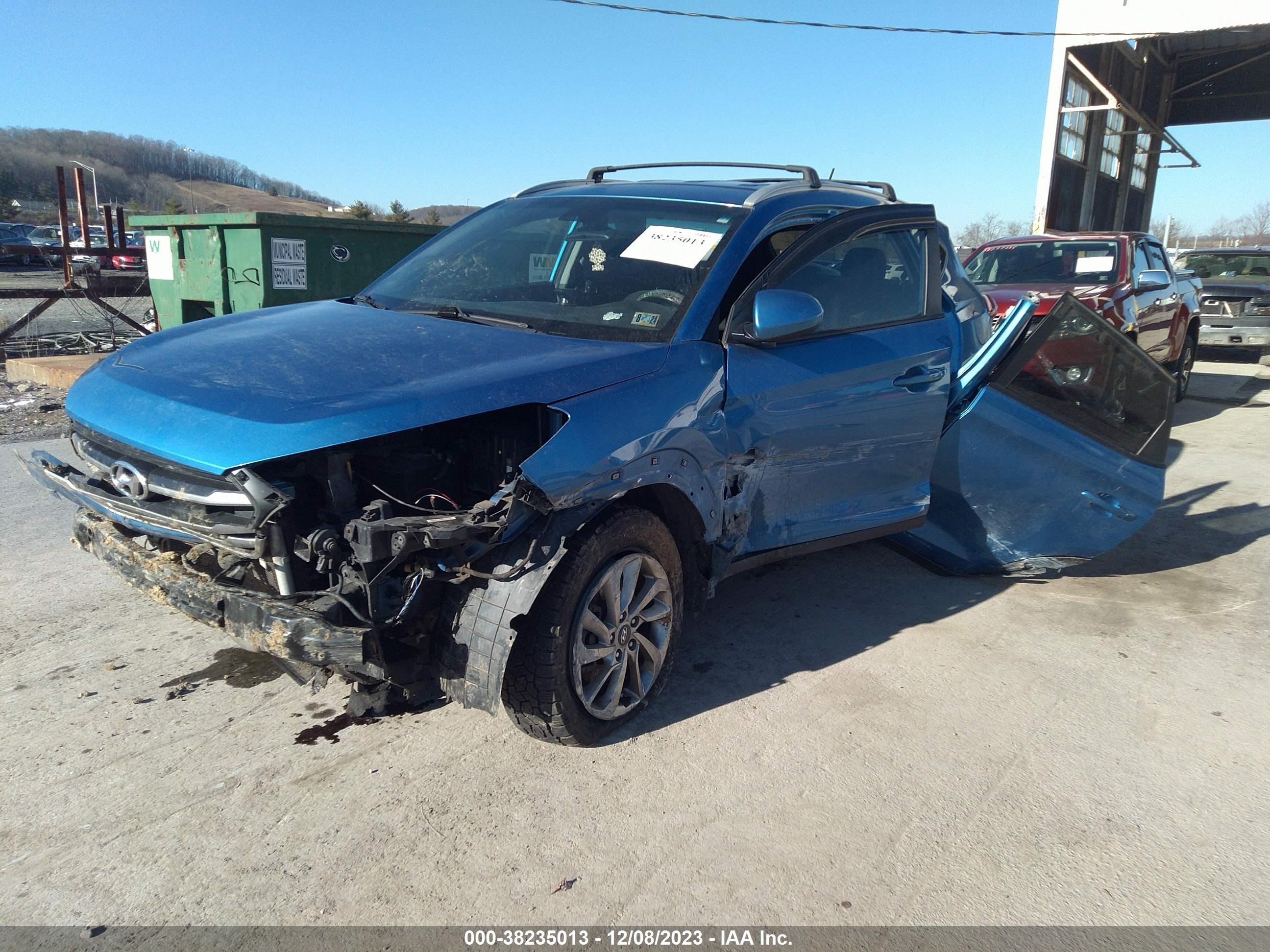 Photo 1 VIN: KM8J3CA40HU317551 - HYUNDAI TUCSON 