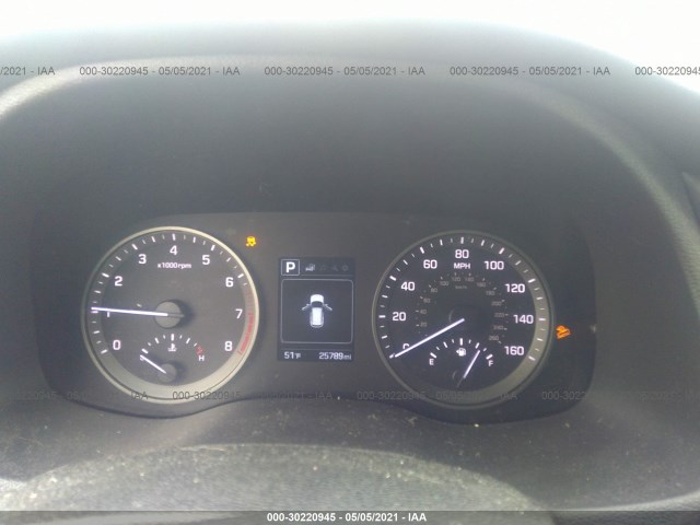 Photo 6 VIN: KM8J3CA40HU440279 - HYUNDAI TUCSON 