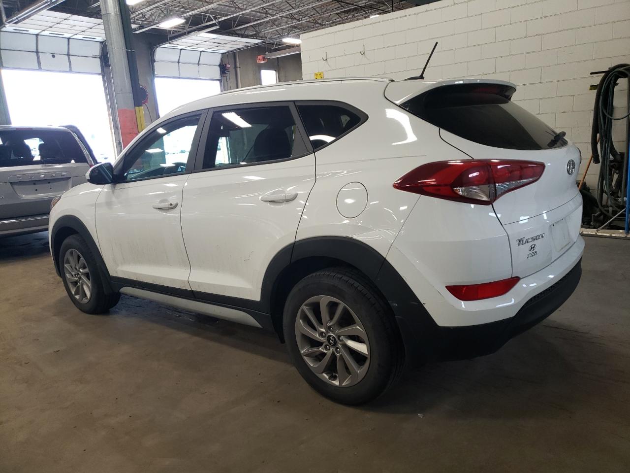 Photo 1 VIN: KM8J3CA40HU502506 - HYUNDAI TUCSON 