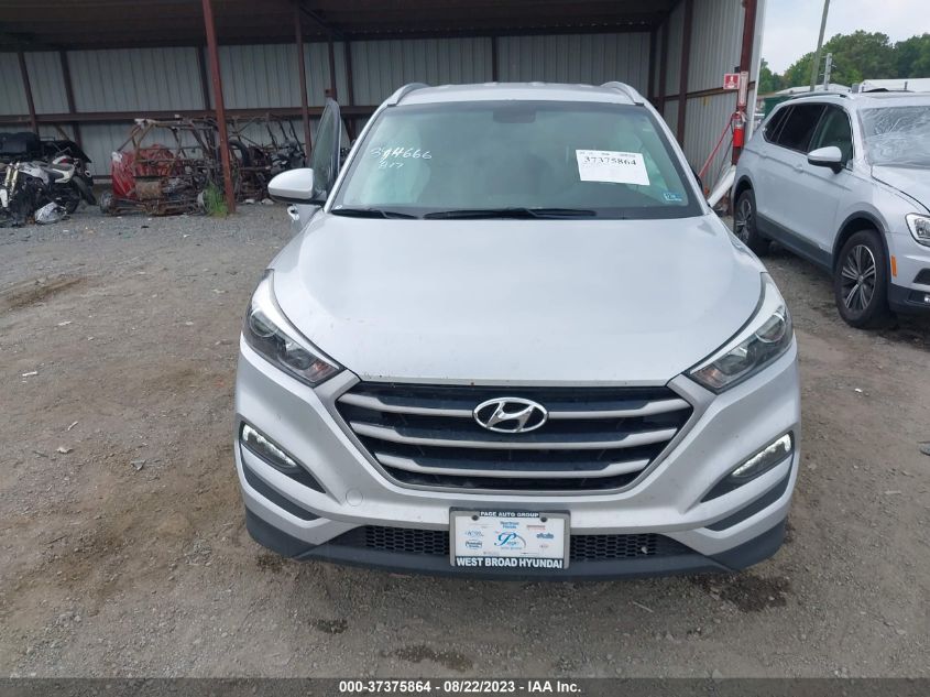 Photo 11 VIN: KM8J3CA40HU556114 - HYUNDAI TUCSON 