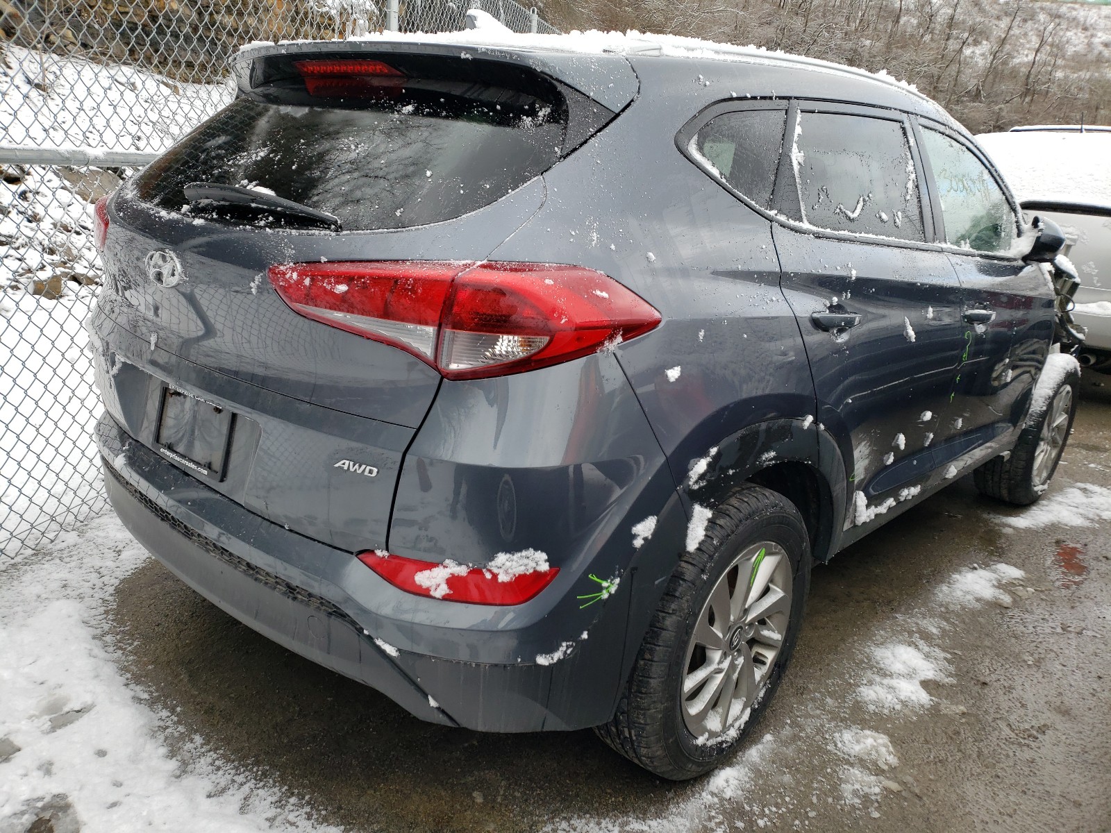 Photo 3 VIN: KM8J3CA40JU601235 - HYUNDAI TUCSON SEL 