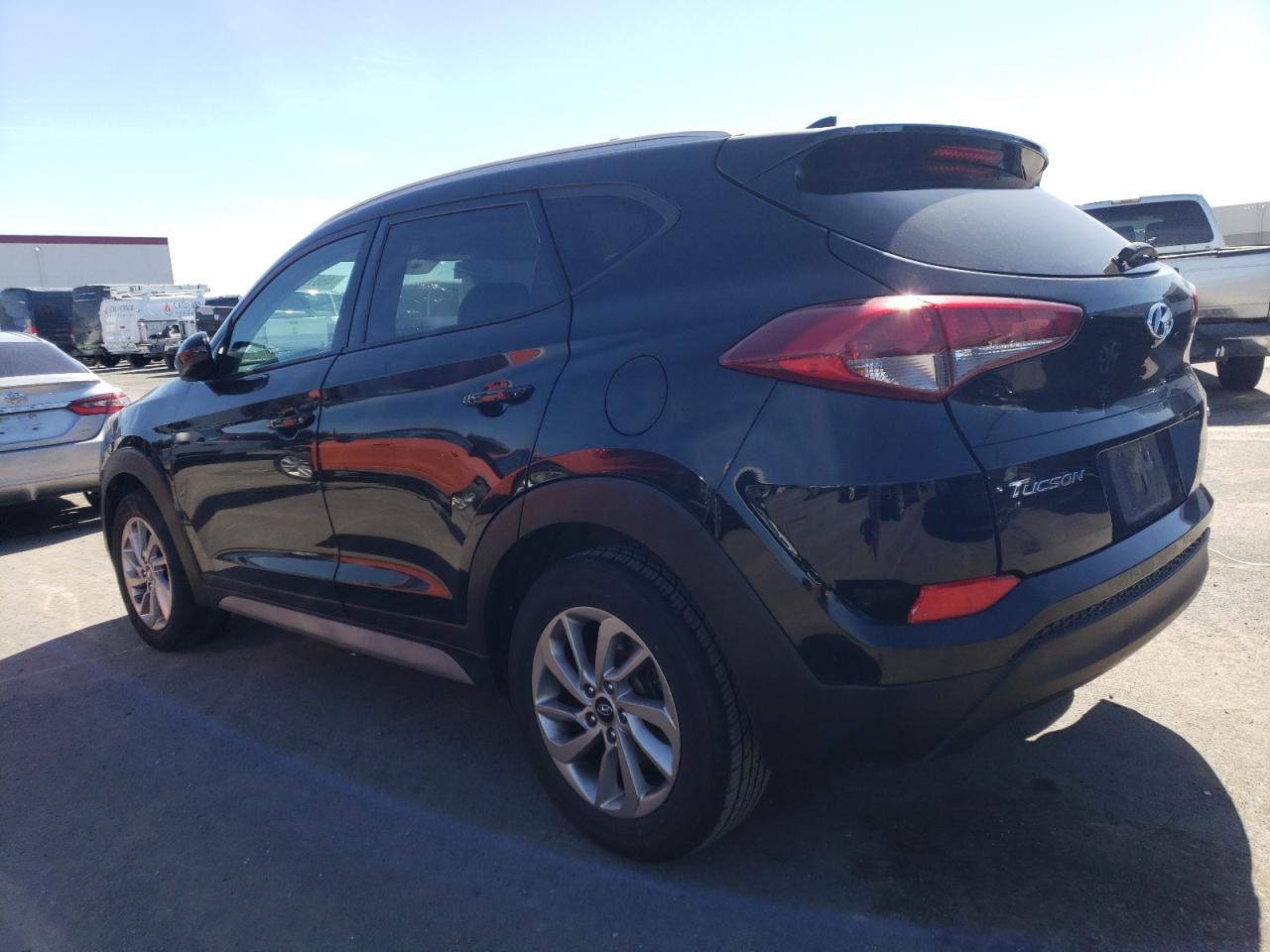 Photo 1 VIN: KM8J3CA40JU603809 - HYUNDAI TUCSON 