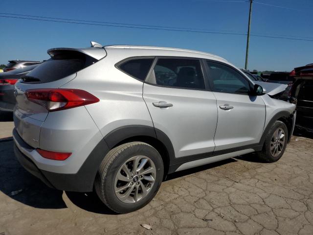 Photo 2 VIN: KM8J3CA40JU654596 - HYUNDAI TUCSON 