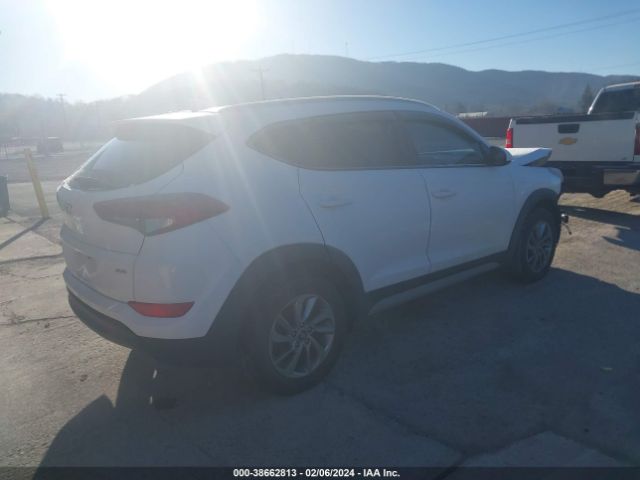 Photo 3 VIN: KM8J3CA40JU676579 - HYUNDAI TUCSON 