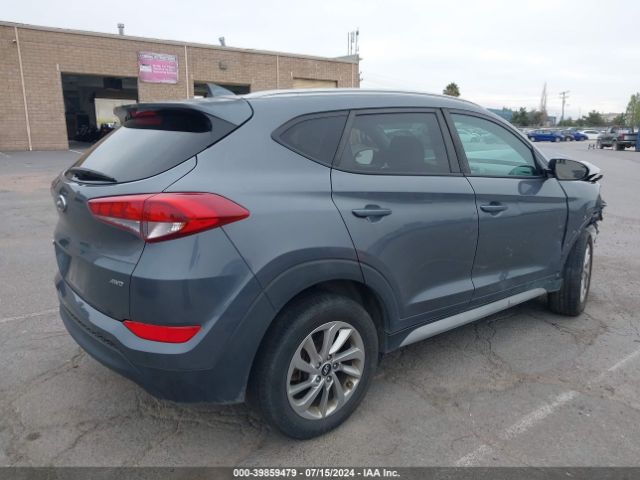 Photo 3 VIN: KM8J3CA40JU696556 - HYUNDAI TUCSON 