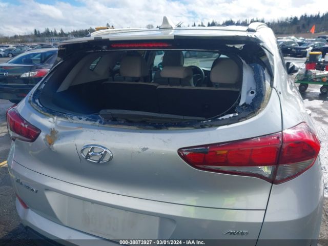 Photo 5 VIN: KM8J3CA40JU697139 - HYUNDAI TUCSON 