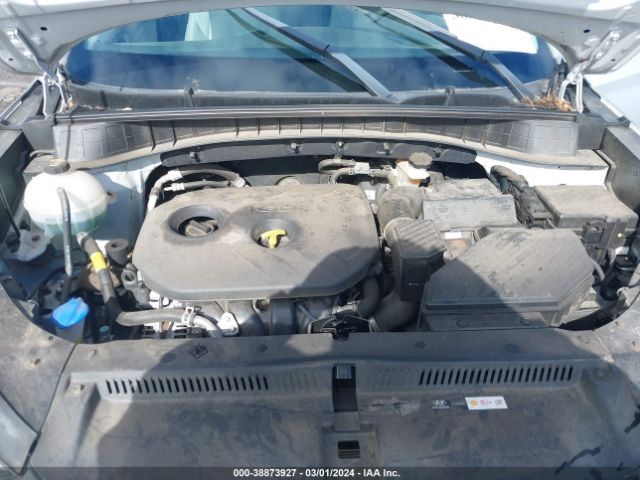 Photo 9 VIN: KM8J3CA40JU697139 - HYUNDAI TUCSON 