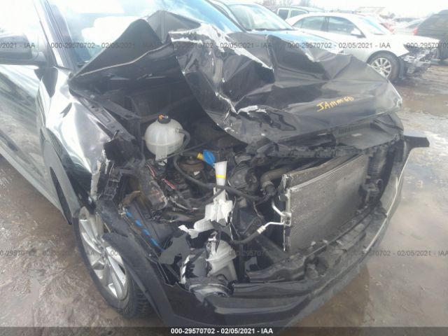 Photo 5 VIN: KM8J3CA40JU722900 - HYUNDAI TUCSON 