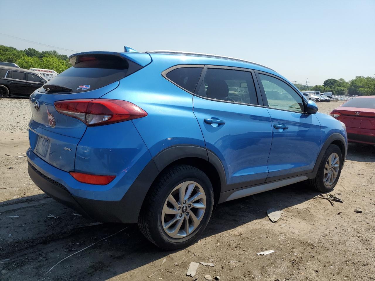 Photo 2 VIN: KM8J3CA40JU737283 - HYUNDAI TUCSON 