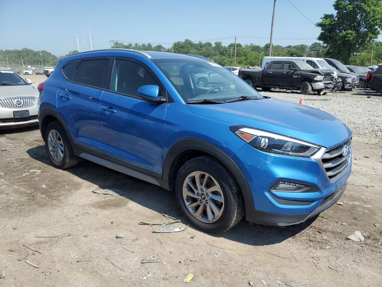 Photo 3 VIN: KM8J3CA40JU737283 - HYUNDAI TUCSON 