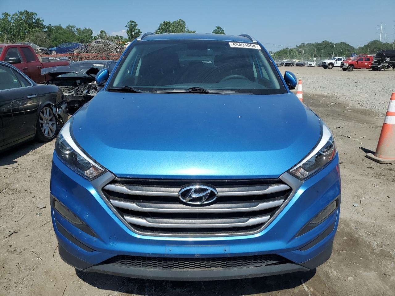 Photo 4 VIN: KM8J3CA40JU737283 - HYUNDAI TUCSON 