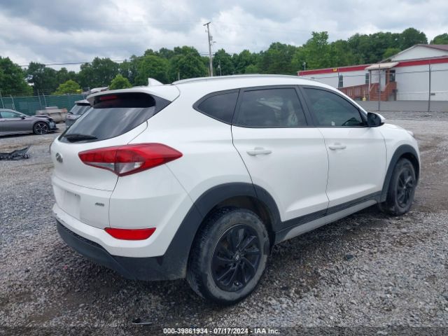 Photo 3 VIN: KM8J3CA40JU743049 - HYUNDAI TUCSON 