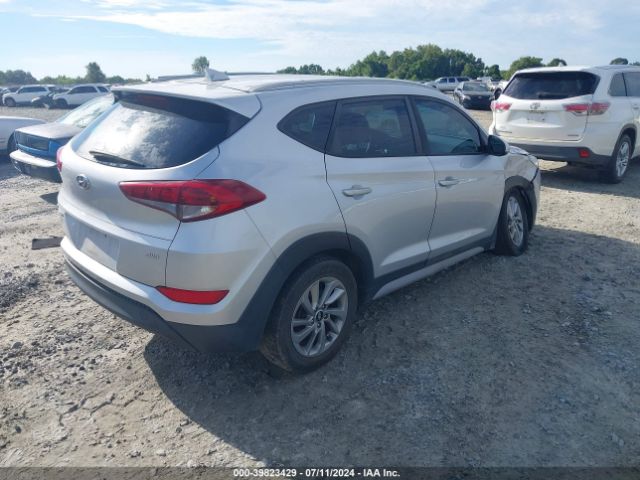 Photo 3 VIN: KM8J3CA40JU766895 - HYUNDAI TUCSON 