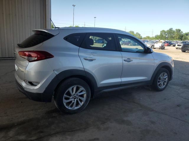 Photo 2 VIN: KM8J3CA41GU114599 - HYUNDAI TUCSON 