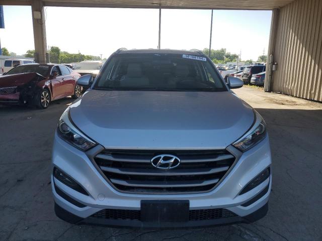 Photo 4 VIN: KM8J3CA41GU114599 - HYUNDAI TUCSON 