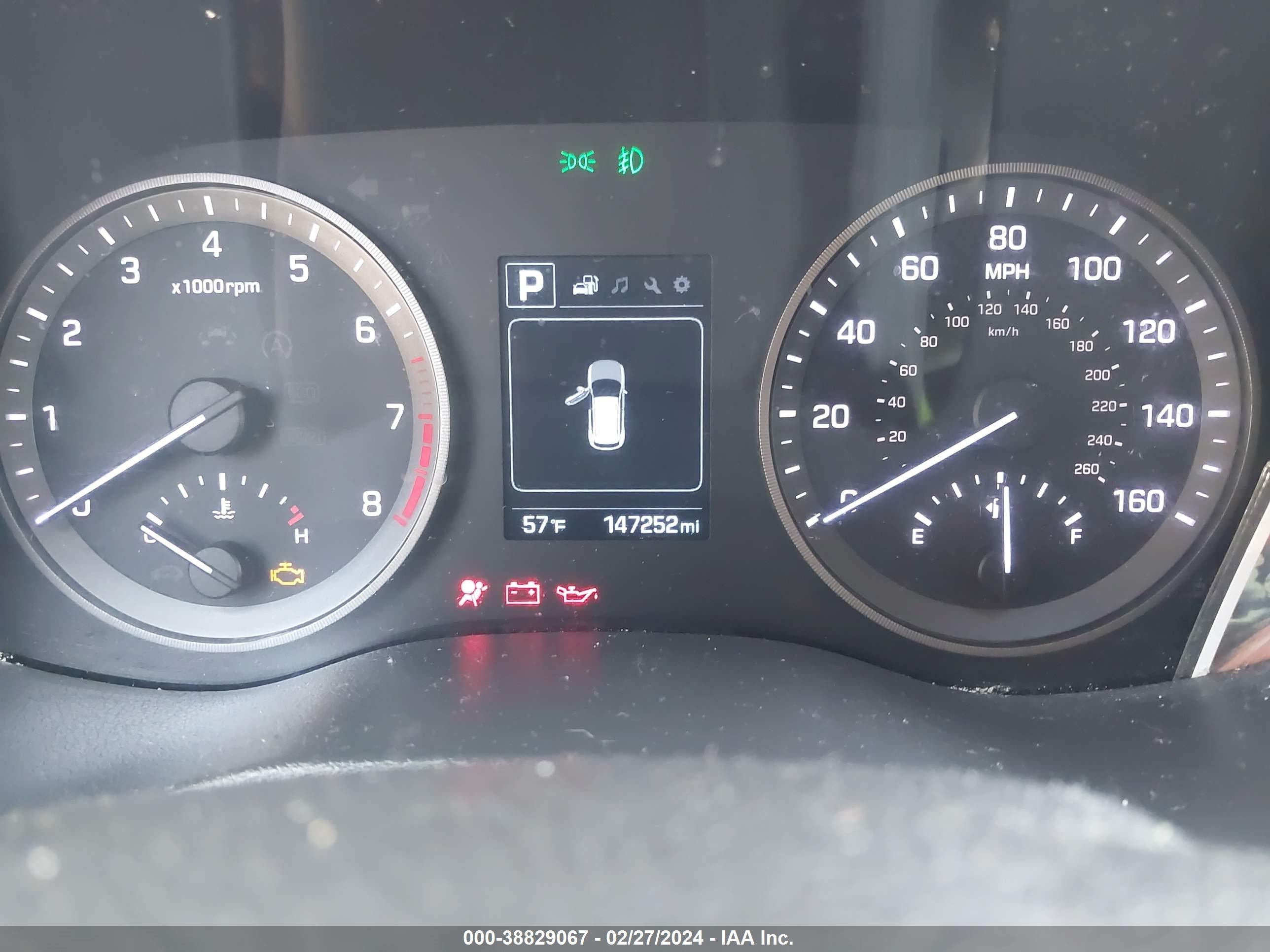 Photo 6 VIN: KM8J3CA41GU133170 - HYUNDAI TUCSON 