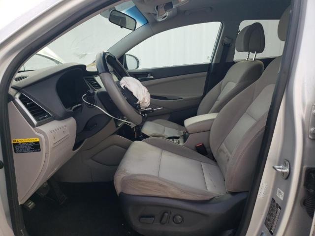 Photo 6 VIN: KM8J3CA41GU136828 - HYUNDAI TUCSON 