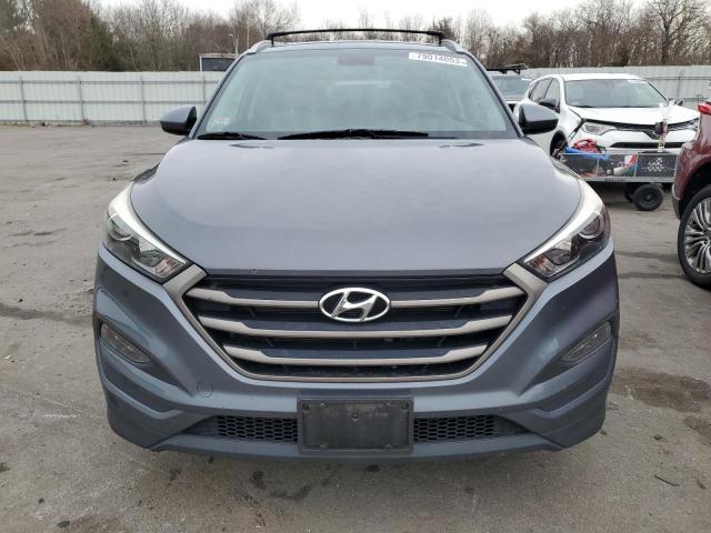 Photo 4 VIN: KM8J3CA41GU197502 - HYUNDAI TUCSON 