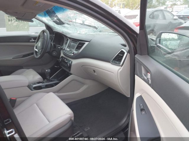 Photo 4 VIN: KM8J3CA41HU289629 - HYUNDAI TUCSON 