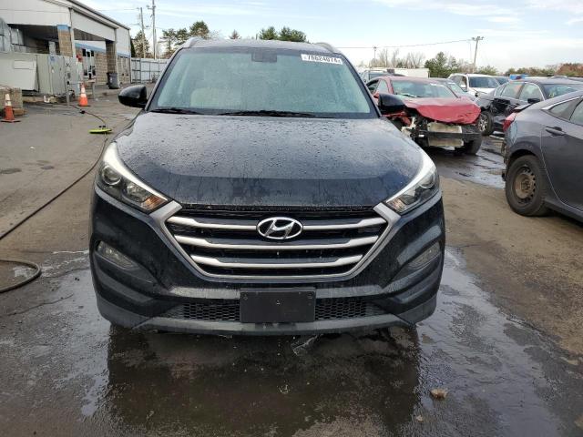 Photo 4 VIN: KM8J3CA41HU303657 - HYUNDAI TUCSON LIM 