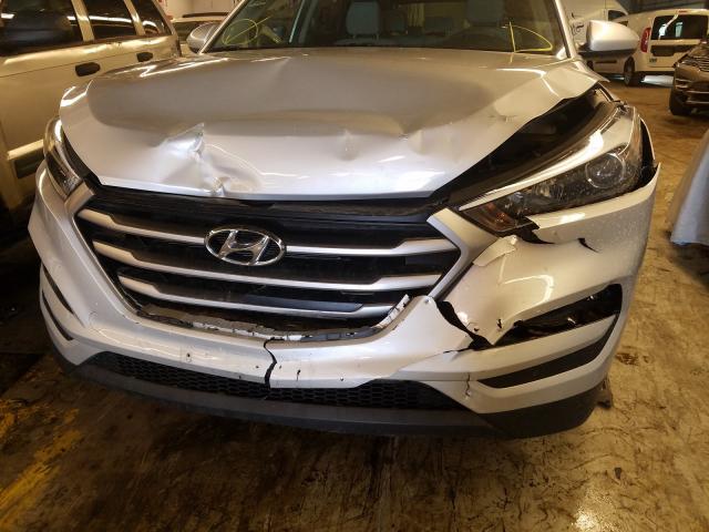 Photo 8 VIN: KM8J3CA41HU420400 - HYUNDAI TUCSON LIM 