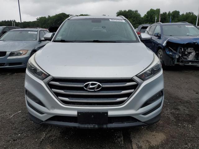 Photo 4 VIN: KM8J3CA41HU454966 - HYUNDAI TUCSON 