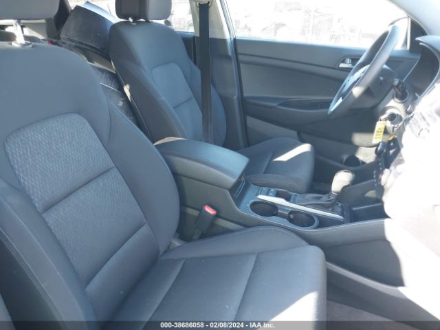 Photo 7 VIN: KM8J3CA41HU485019 - HYUNDAI TUCSON 